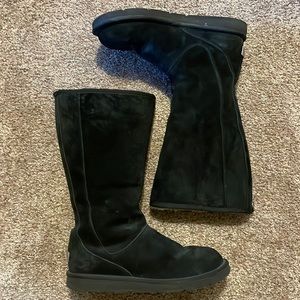 UGG Knightsbridge Zipper Backed Boots Size 10